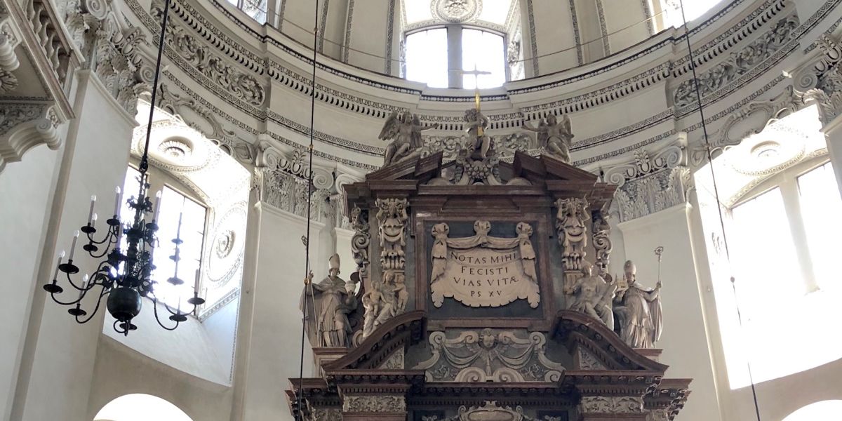 salzburger-dom5A4B33BE8-CAD5-BBE3-9E6A-68F467574866.jpeg